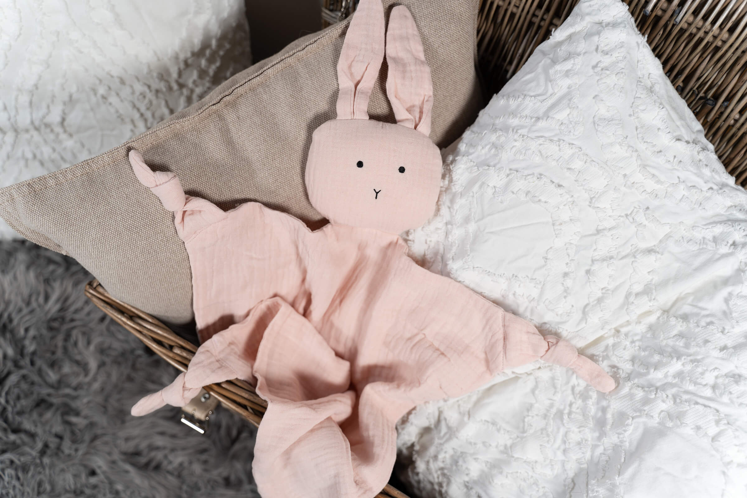 Cotton Bunny Comforter - Pink