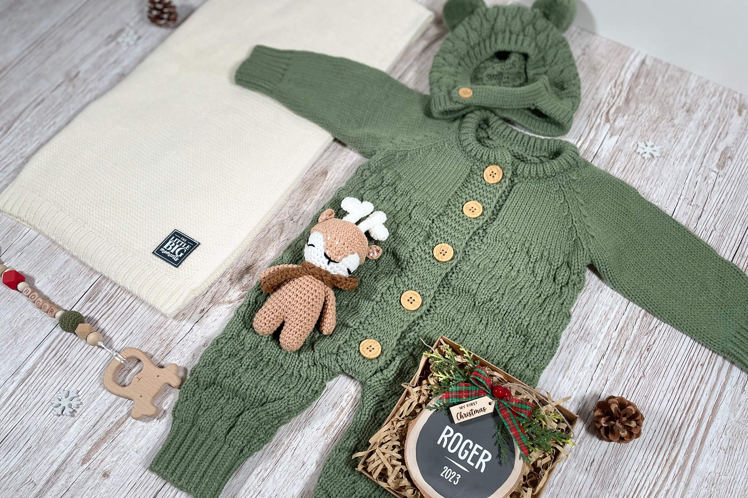 'My First Christmas' Baby Gift Set - Beige/Green